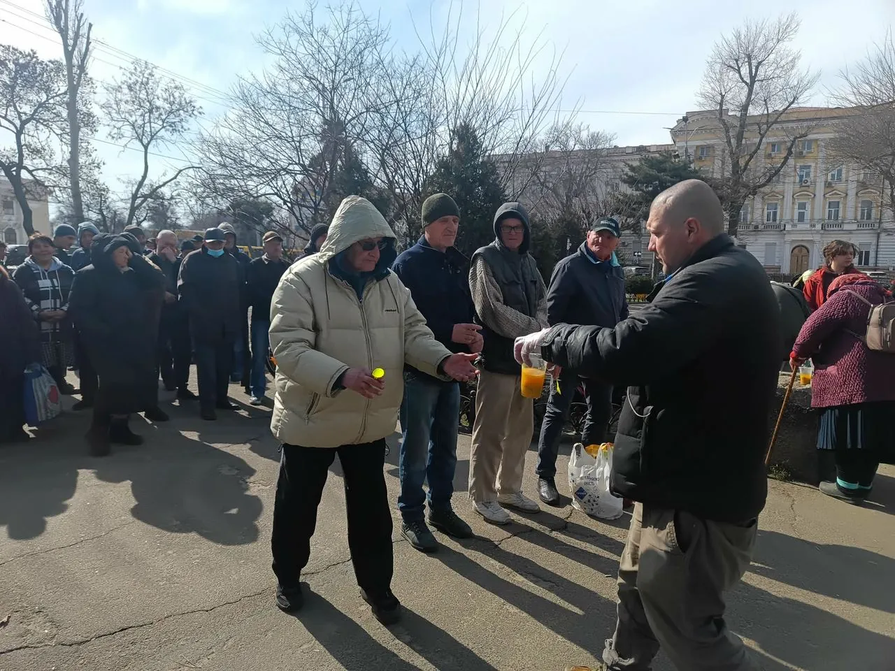 Роздача гарячого харчування